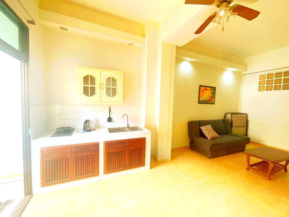 Pictures of Rony's Apt. hotel & coffee bar 3/6