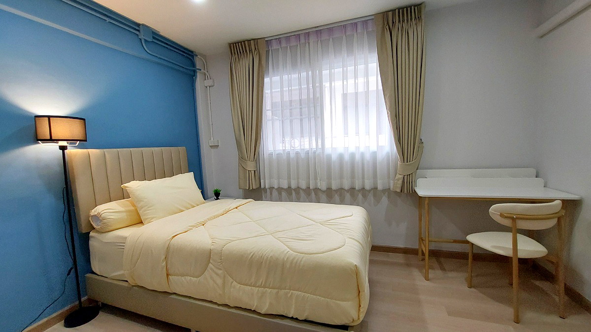 Pictures of The Luck house 12/18