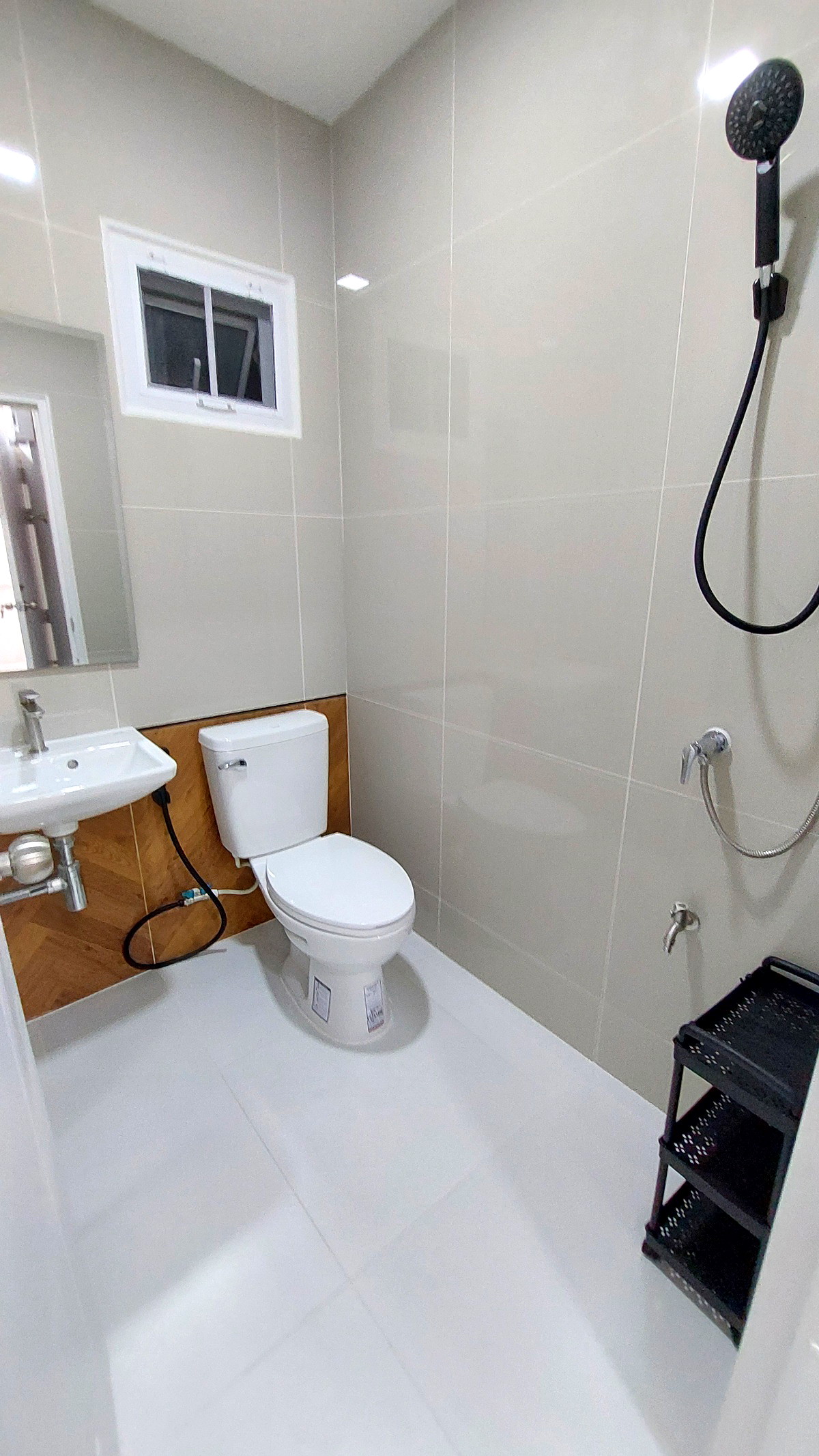 Pictures of The Luck house 14/18