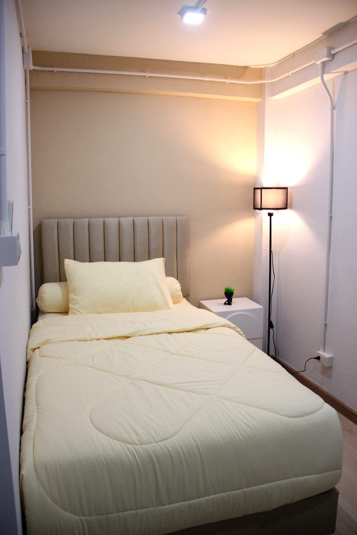 Pictures of The Luck house 15/18