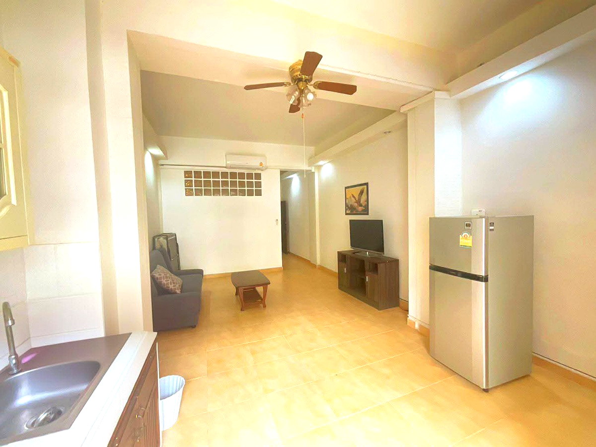 Pictures of Rony's Apt. hotel & coffee bar 4/6