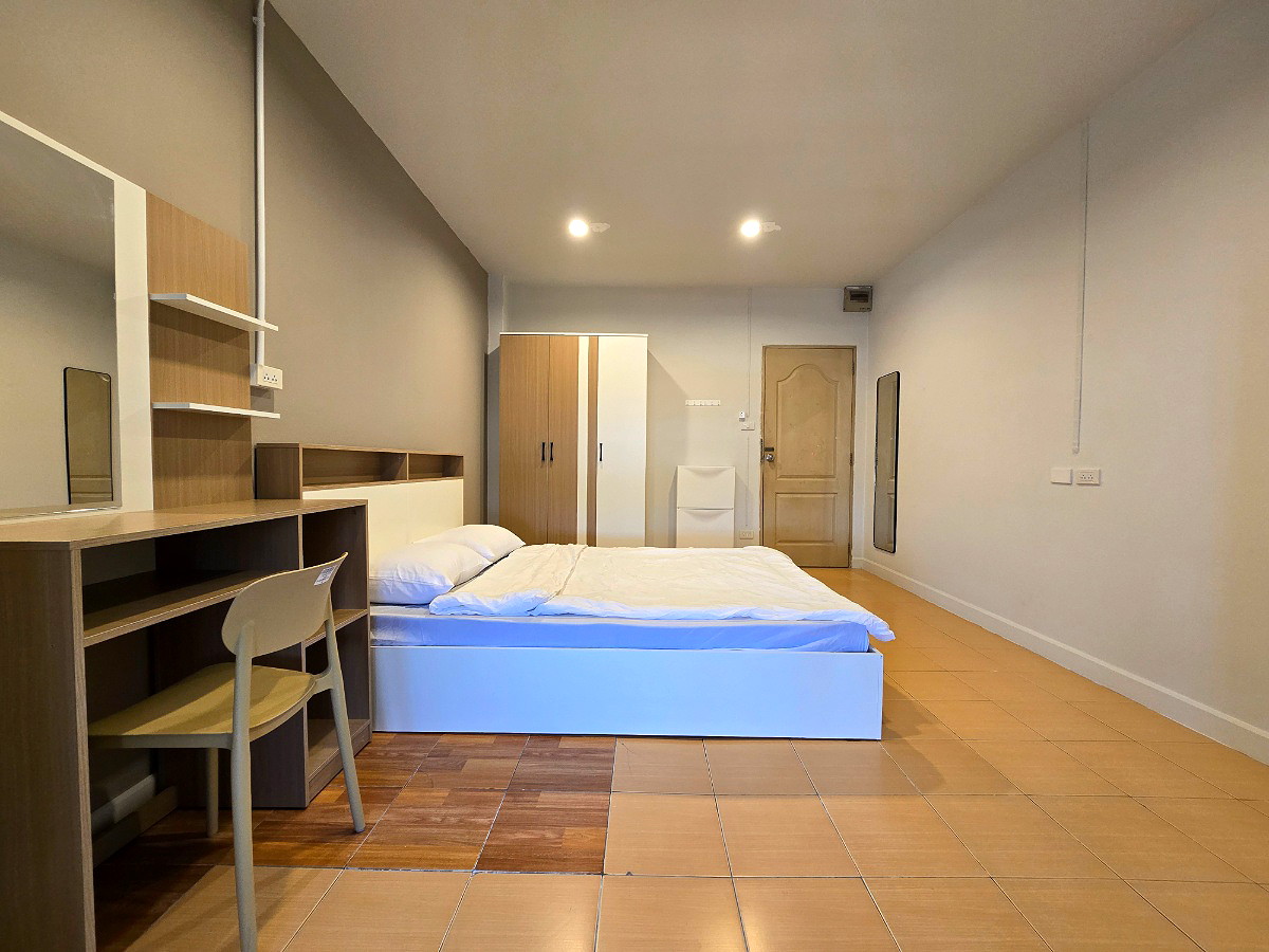 Pictures of Alpine Apartment Aiyara (Talaad Thai-Nawanakhon) 3/6