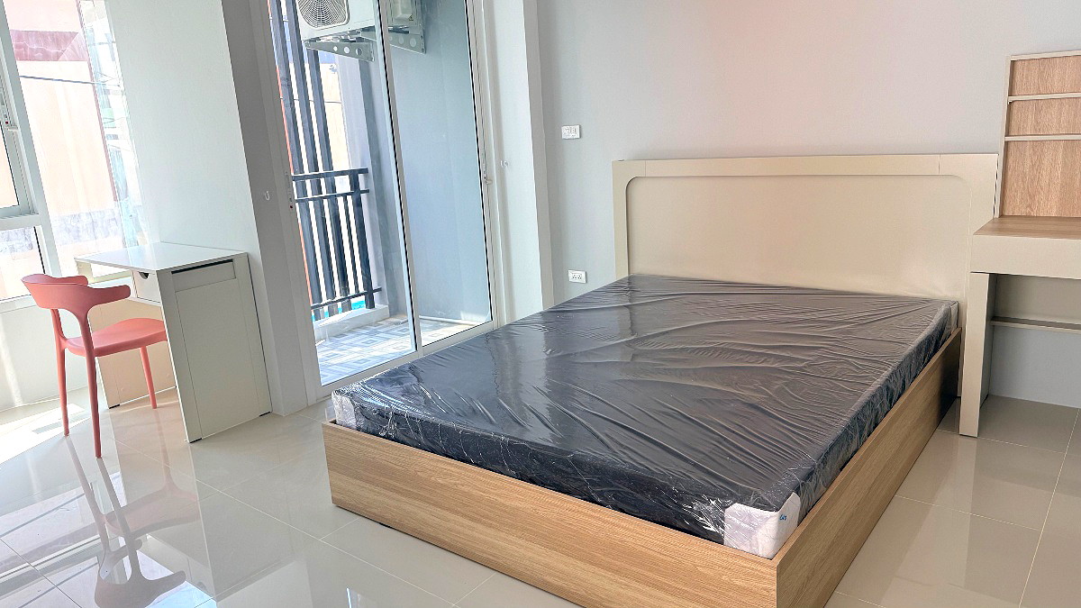 Pictures of MTL Burapa 1/25