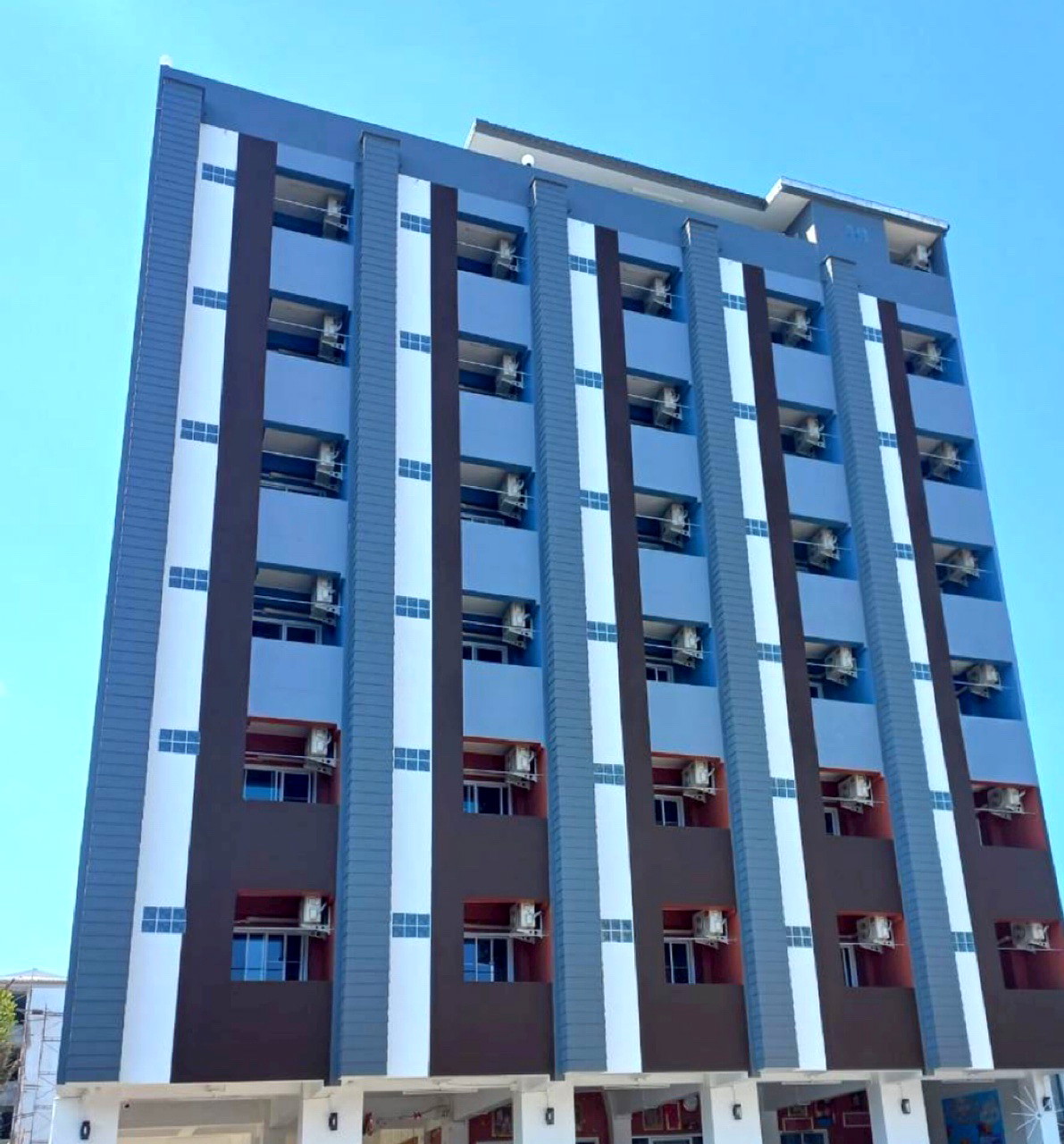 Pictures of Jongsiri Mansion  8/8