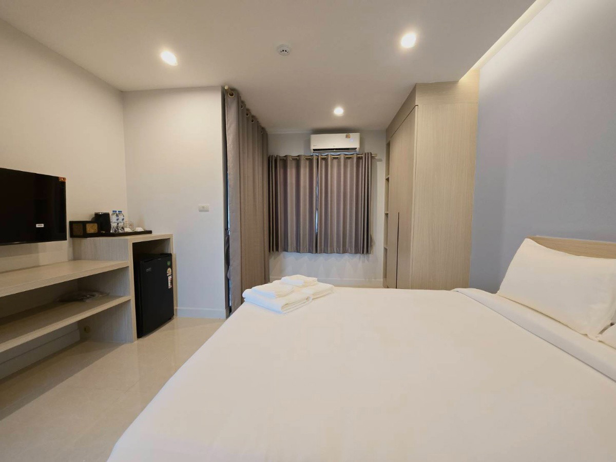 Condo · Bang Bua Thong — photo 5