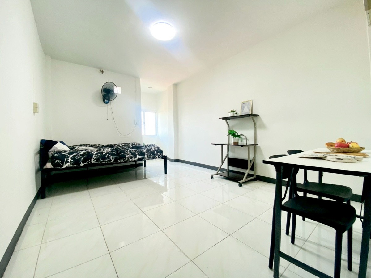 Condo — photo 5