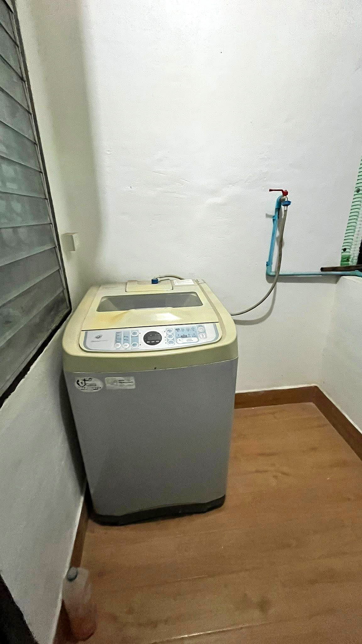 Pictures of 5 Karats Condo 11/13