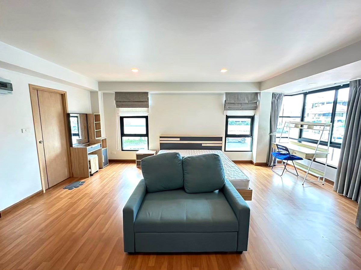 Pictures of Mst House 15/37