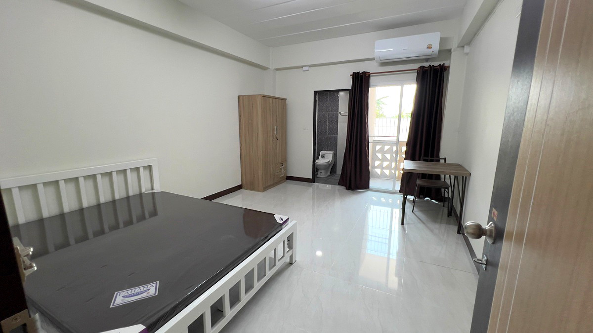 Pictures of SartSiri  2 10/16