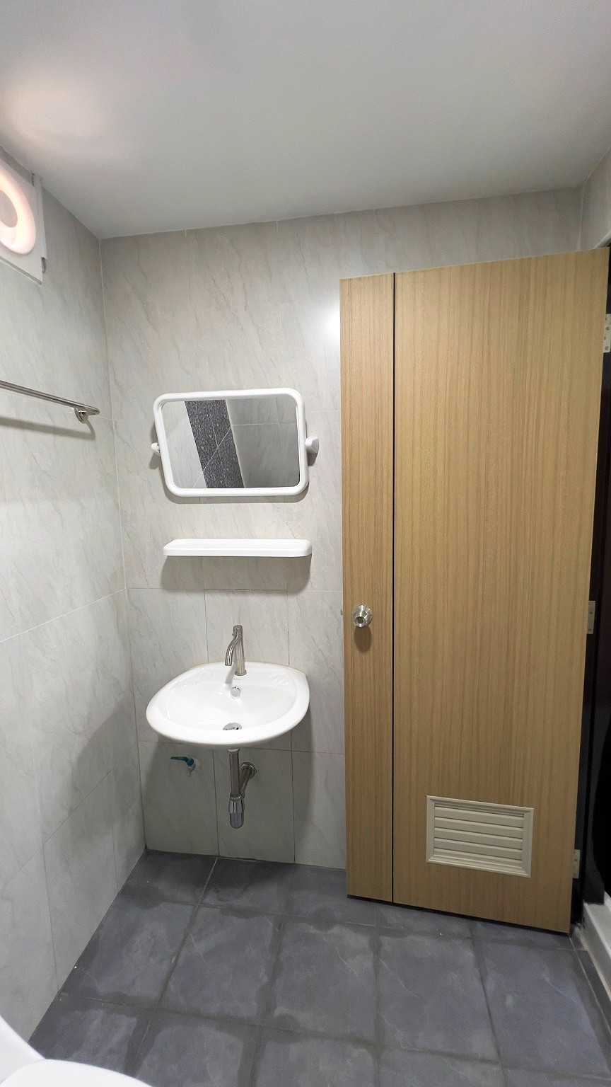 Pictures of SartSiri  2 9/16