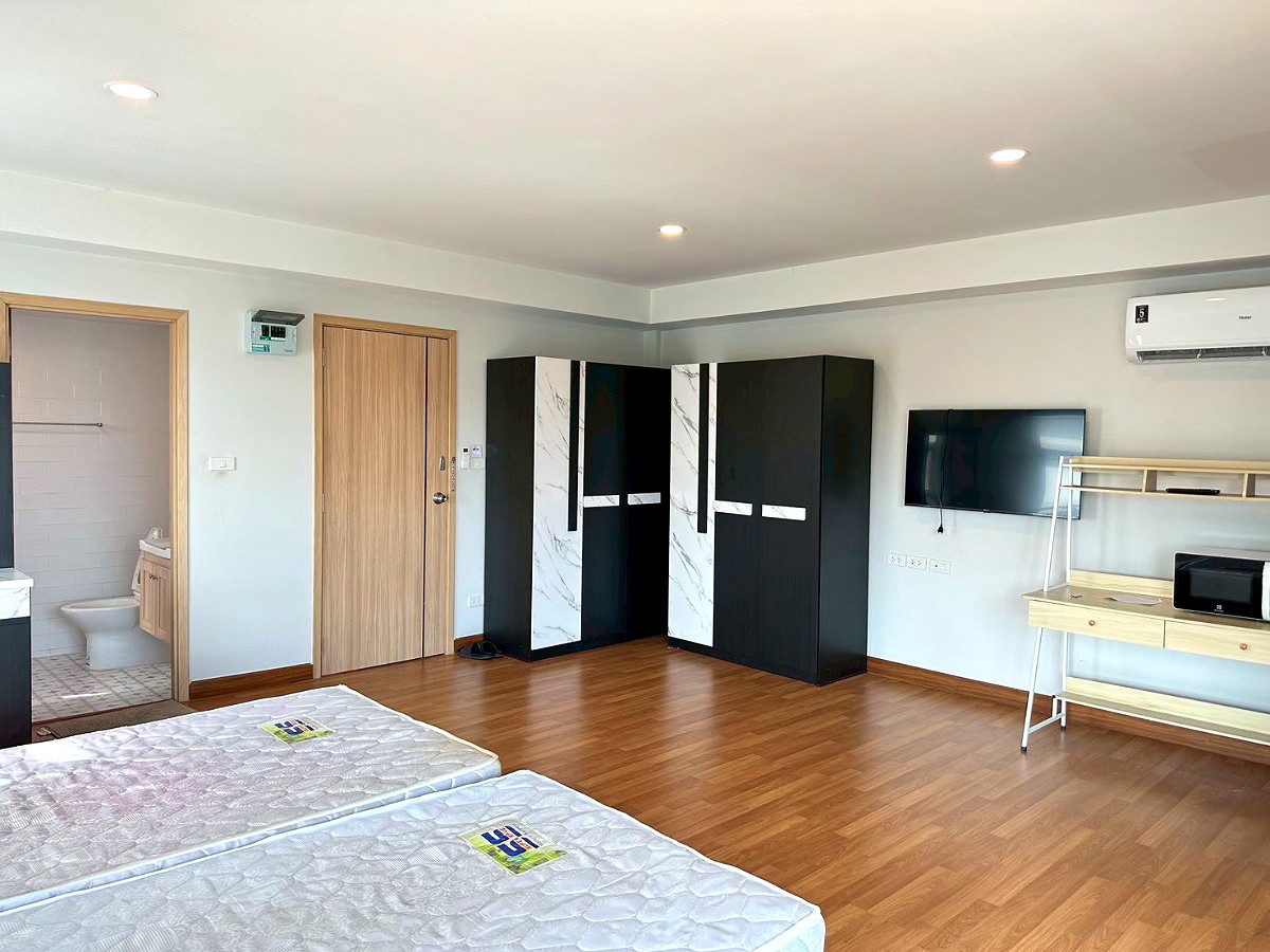 Pictures of Mst House 5/37