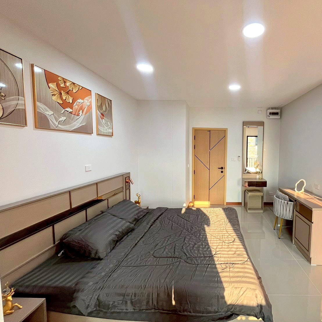 Pictures of The Rise 789 38/46