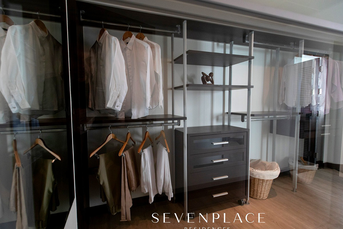 Pictures of Seven Place Residences 135/172