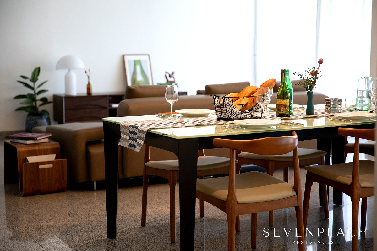 Pictures of Seven Place Residences 105/172