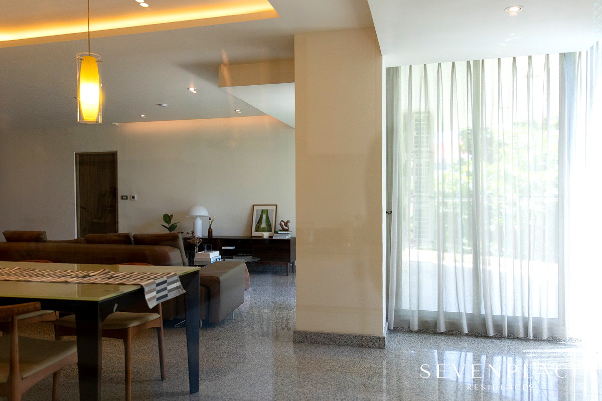 Pictures of Seven Place Residences 45/172