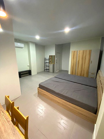 Pictures of White Corner 20/26