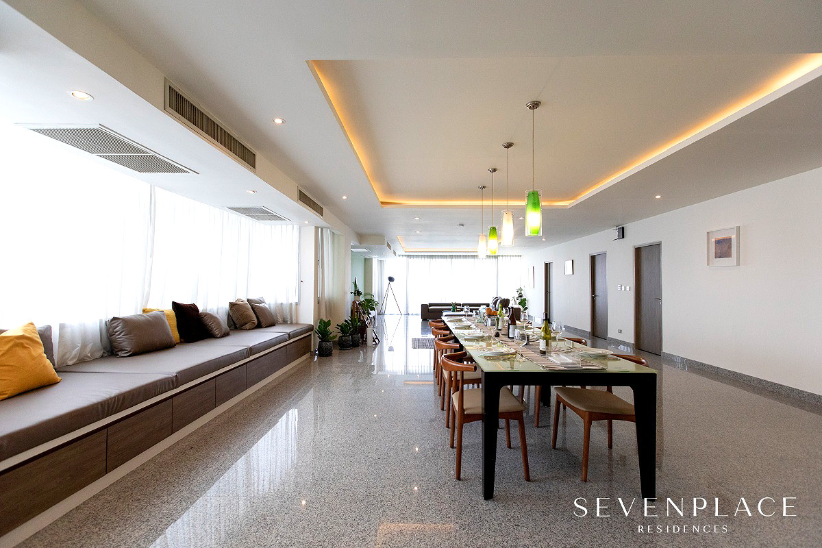 Pictures of Seven Place Residences 38/172