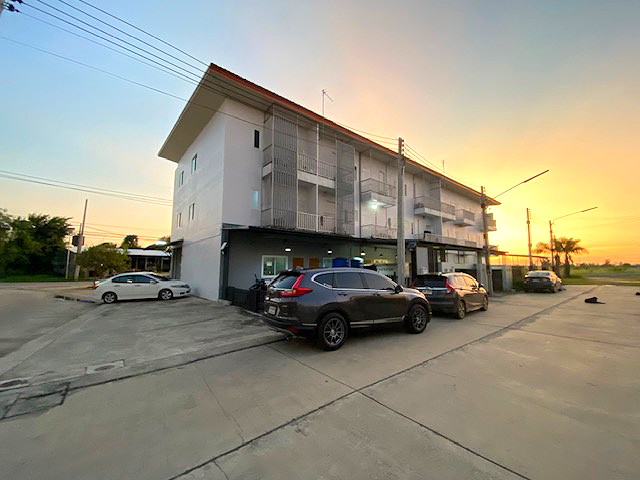 Pictures of White Corner 17/26