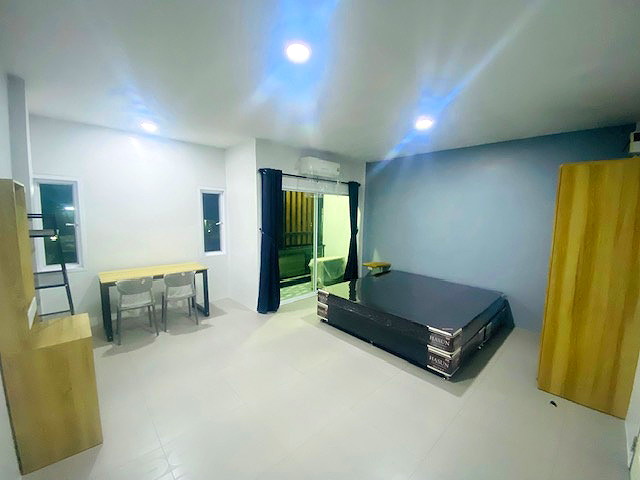 Pictures of White Corner 22/26