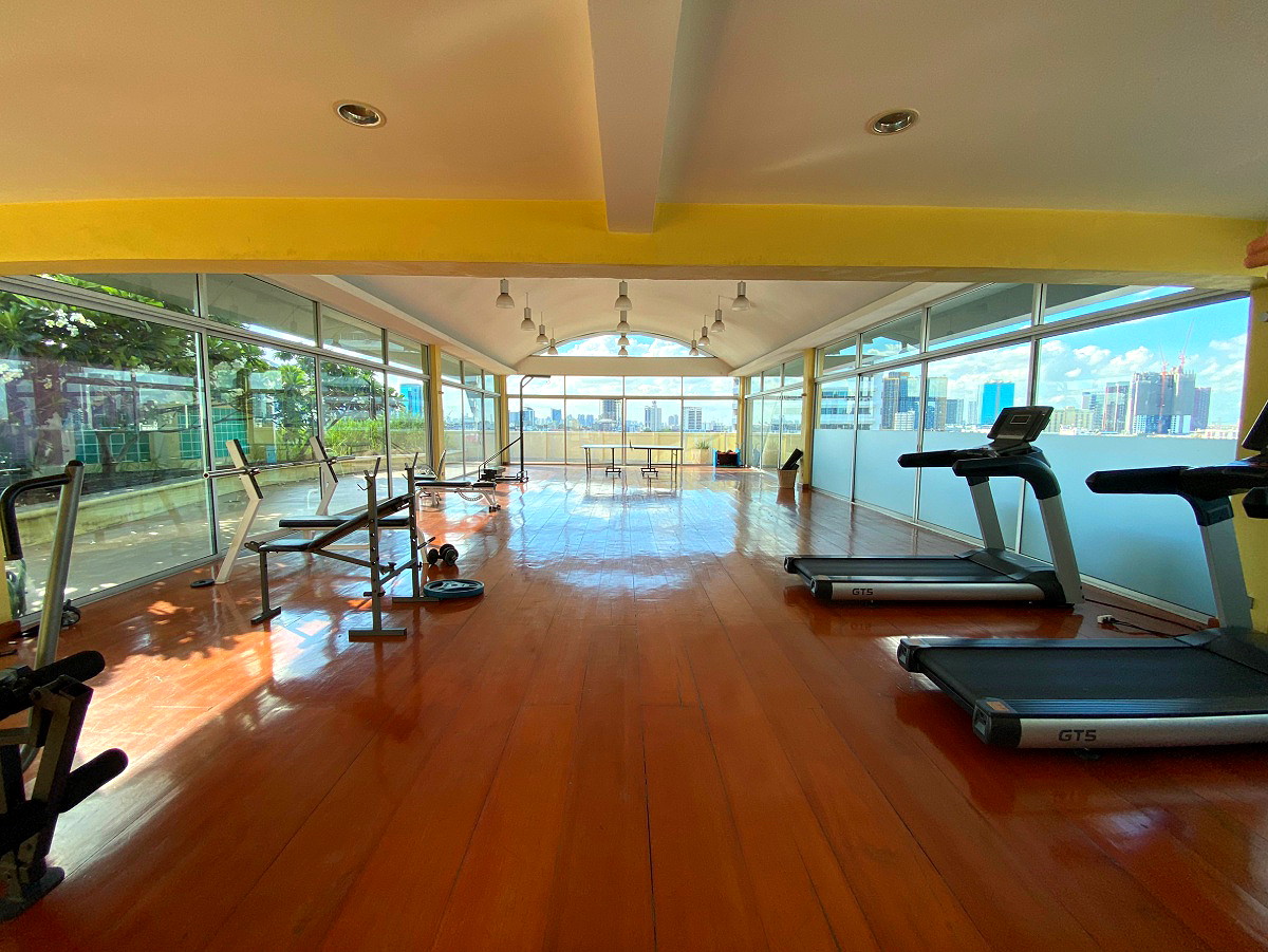 Pictures of Seven Place Residences 149/172