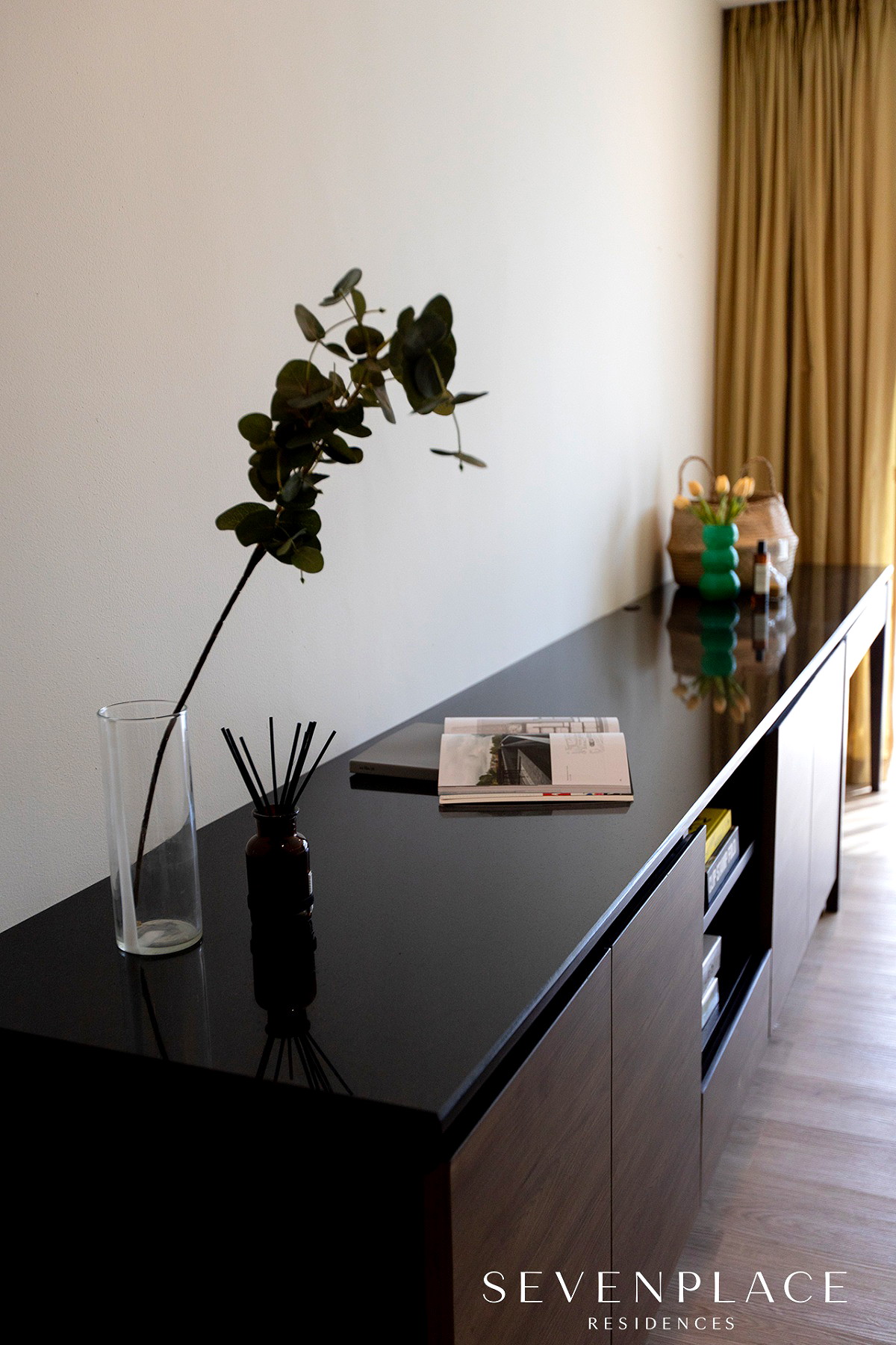 Pictures of Seven Place Residences 69/172