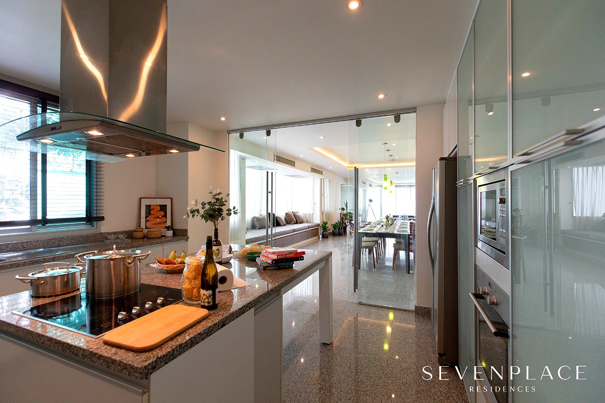 Pictures of Seven Place Residences 36/172