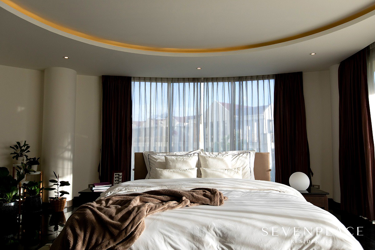 Pictures of Seven Place Residences 126/172