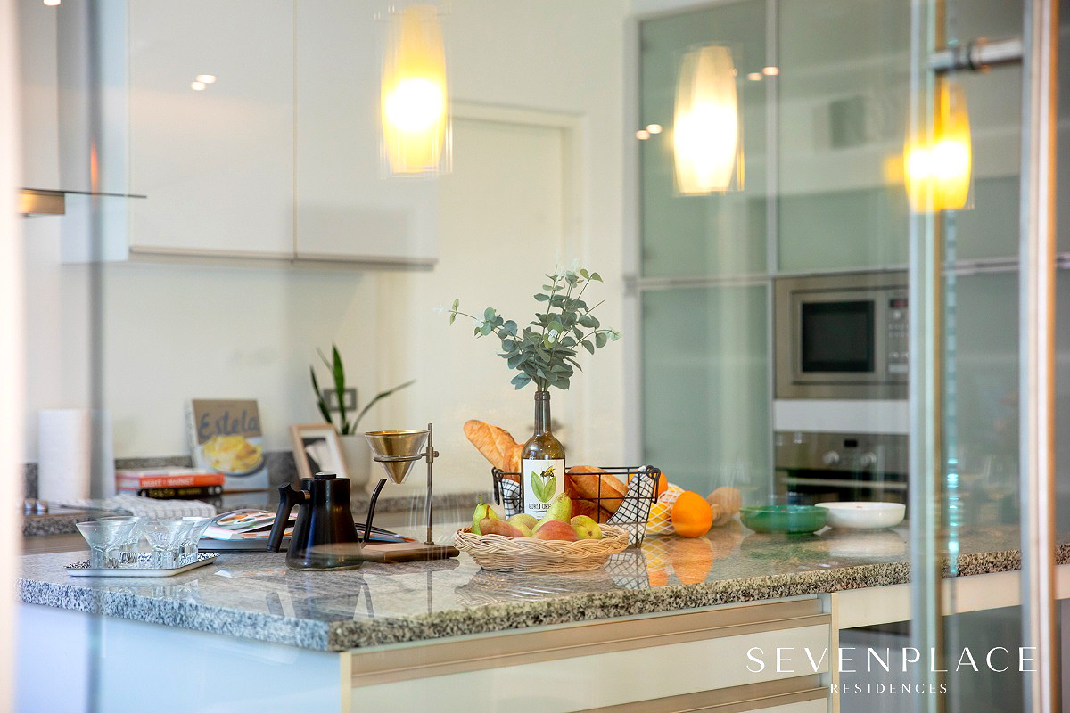 Pictures of Seven Place Residences 24/172