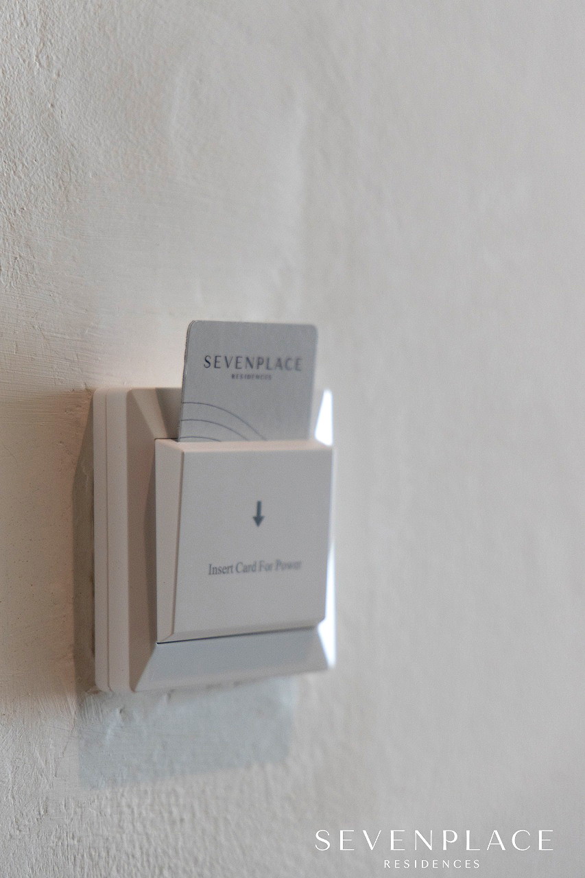 Pictures of Seven Place Residences 157/172