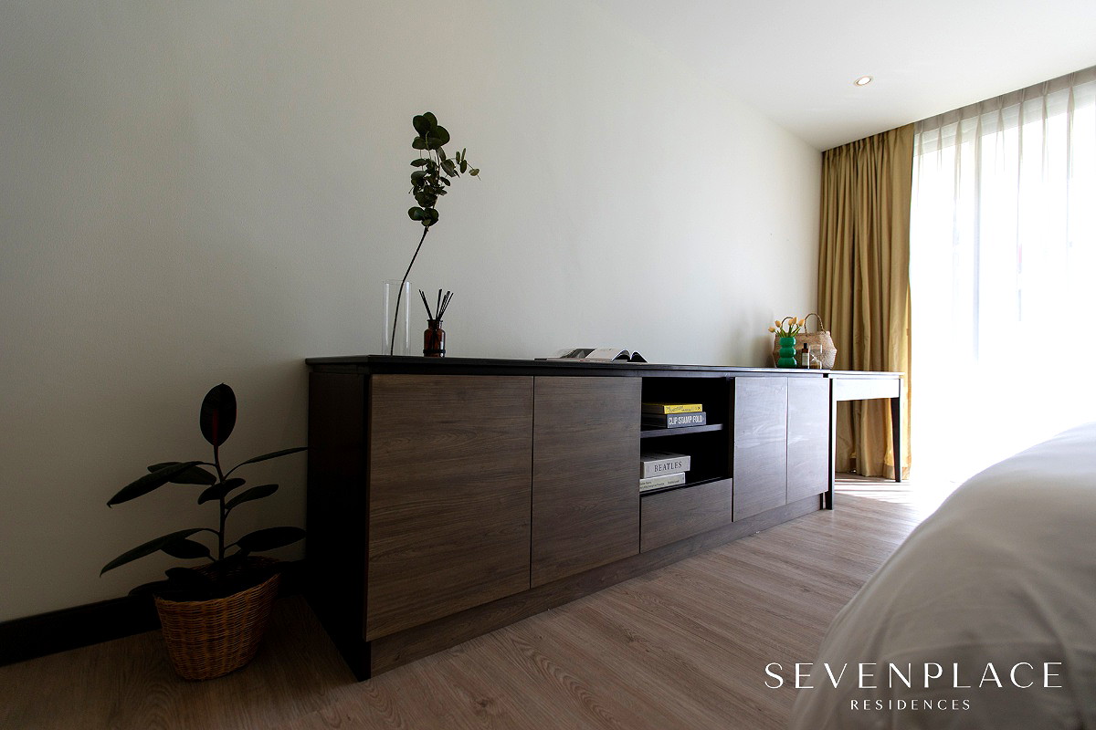 Pictures of Seven Place Residences 71/172