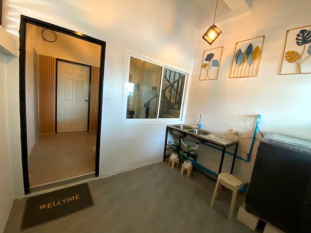 Pictures of White Corner 26/26