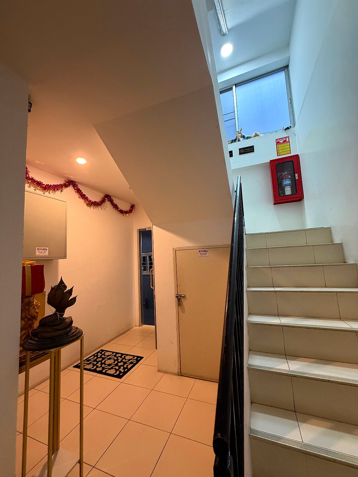 Pictures of BehighCafeHomestay 5/23