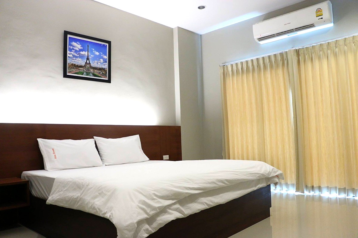 Pictures of Nida House and Hotel 2/14