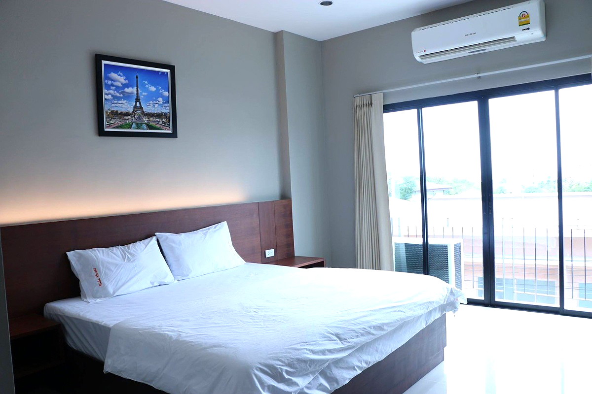 Pictures of Nida House and Hotel 3/14