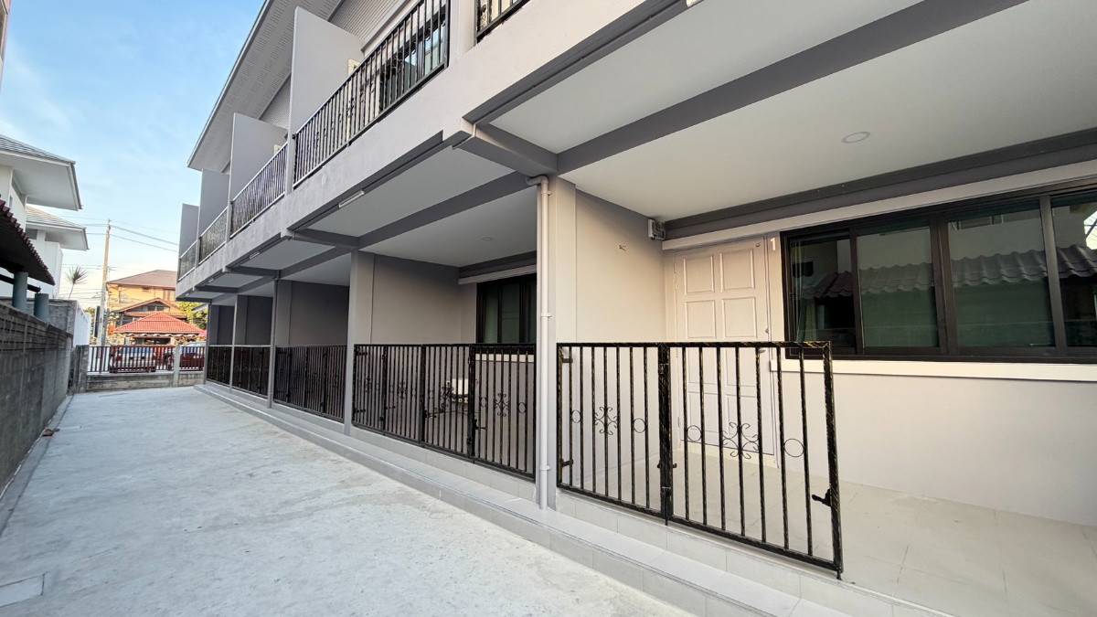Condo · Pak Kret — photo 3