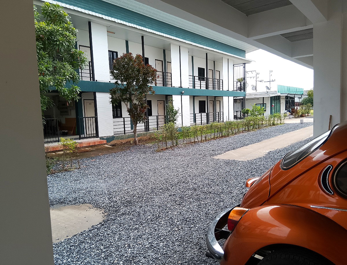 Pictures of Baan Bou Khao 12/22