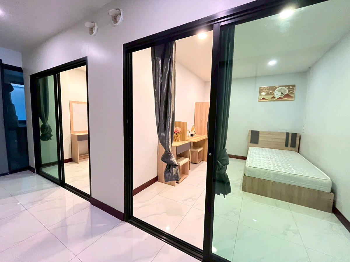 Pictures of Mst House 16/75