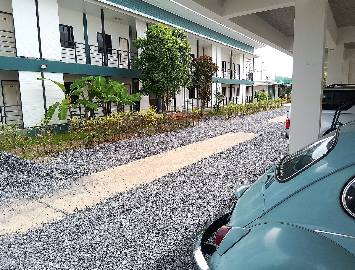 Pictures of Baan Bou Khao 14/22