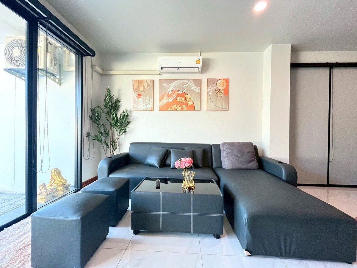 Pictures of Mst House 75/75