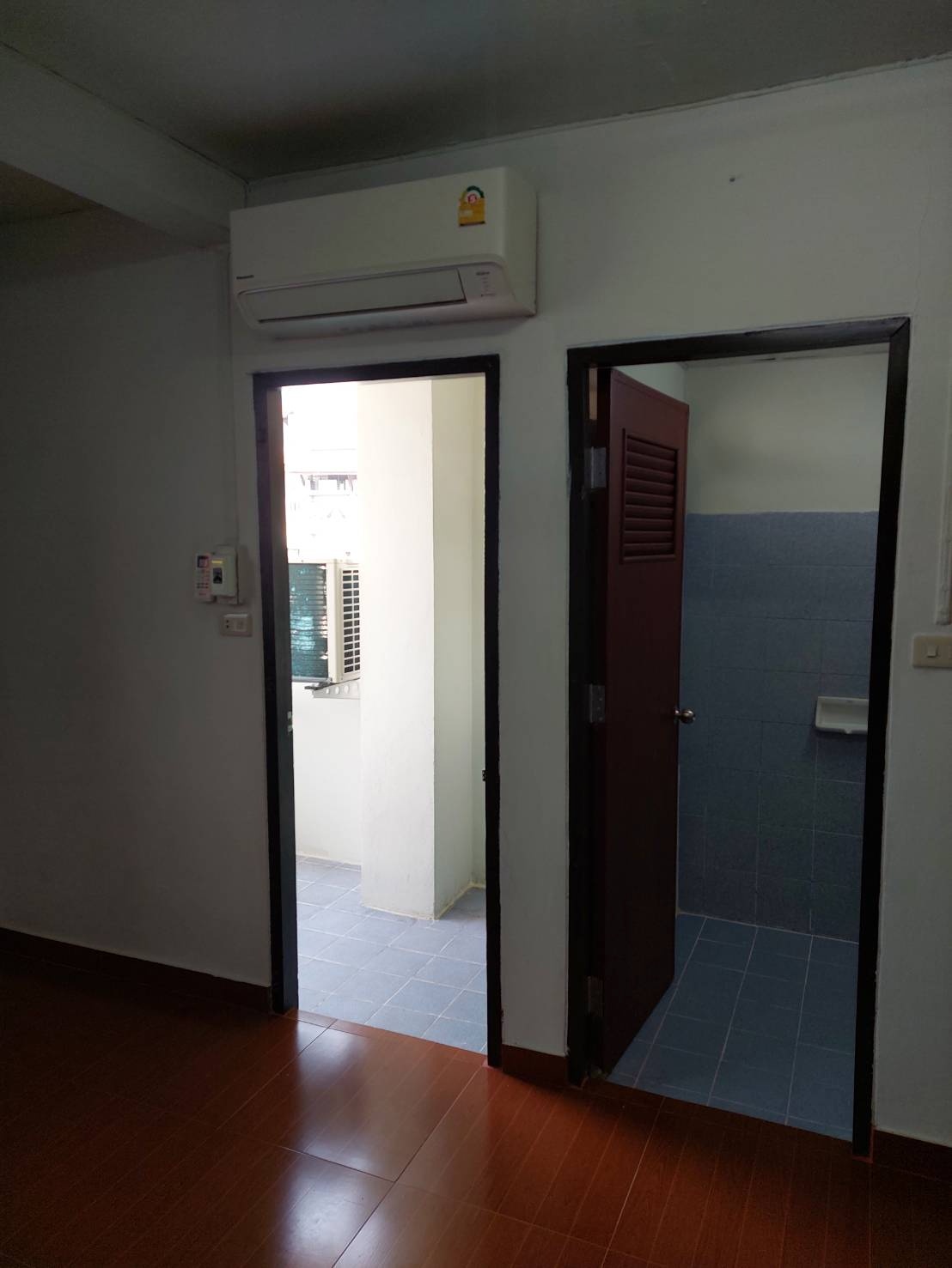 Condo · Huai Khwang, bangkok — photo 2