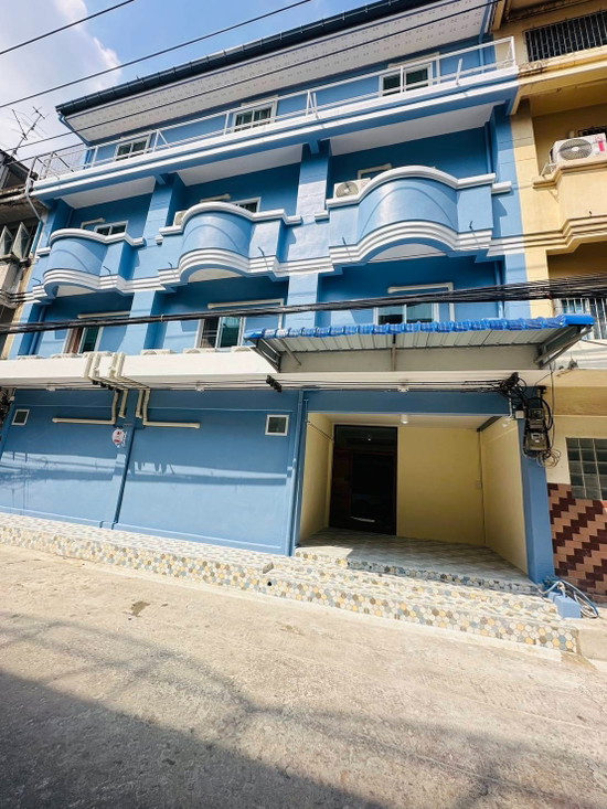 Baan Saransuk Bangphlat - Apartment for Rent