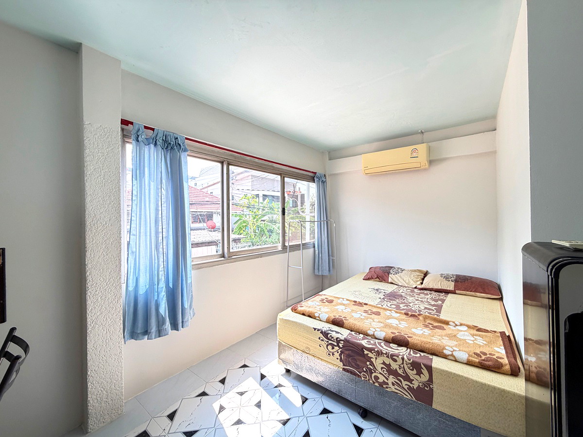 Pictures of Supinna 54/56