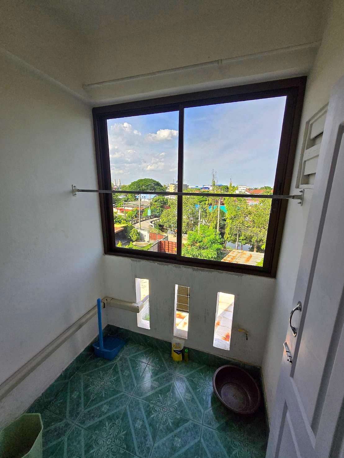 Pictures of Natnicha Apartment 5/15