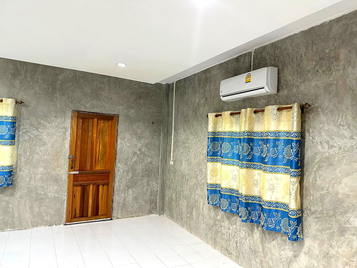 Pictures of House for rent  37/54