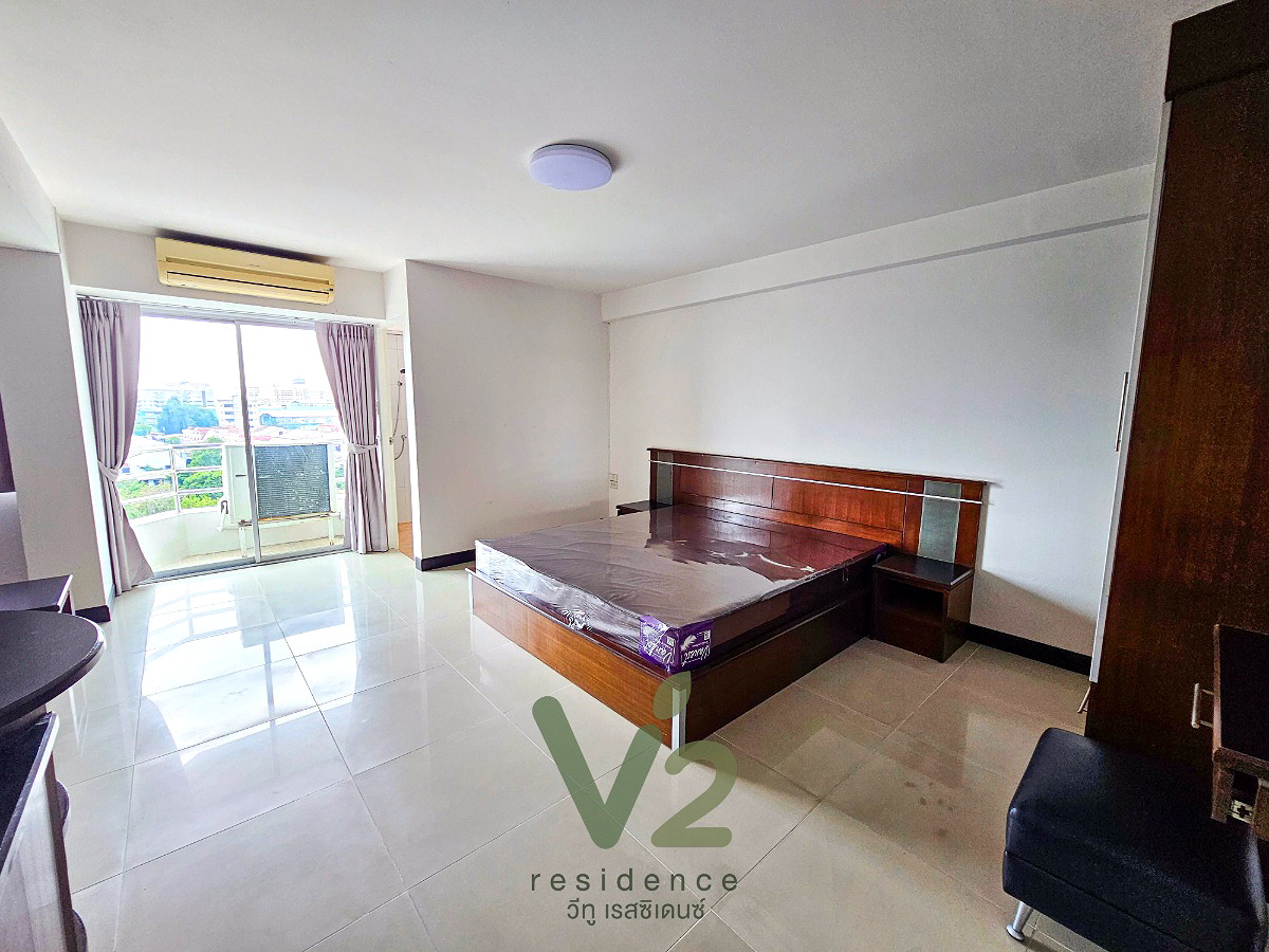 Pictures of V2 Residence 15/53