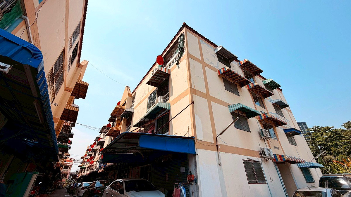 Pictures of Saengthong Condominium 7/7
