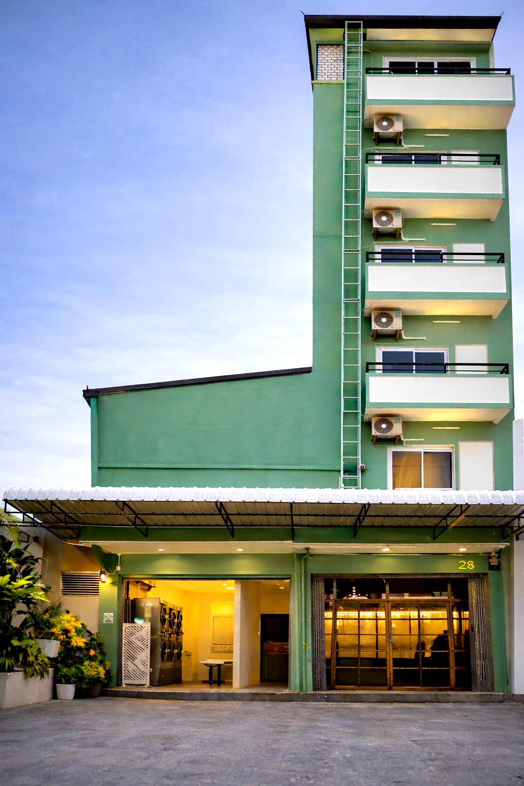 Pictures of Serene - Rama2 Soi5 1/11