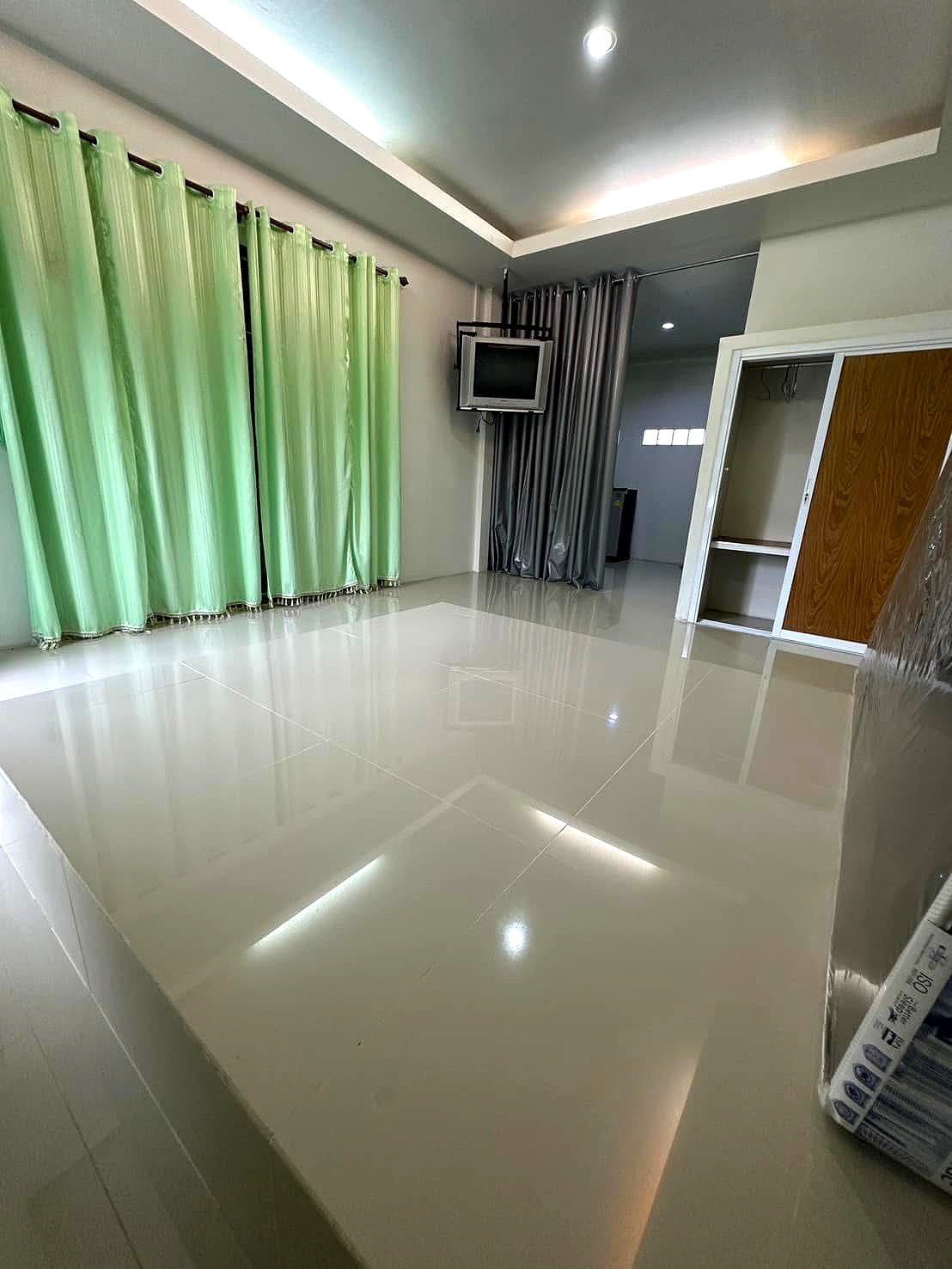 Pictures of House for rent  51/54