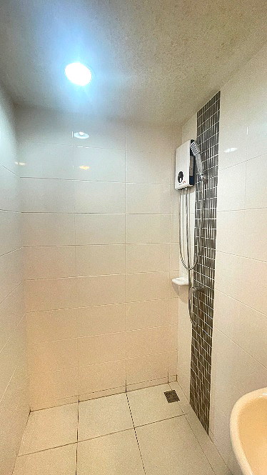 Pictures of Present Condo 8/14