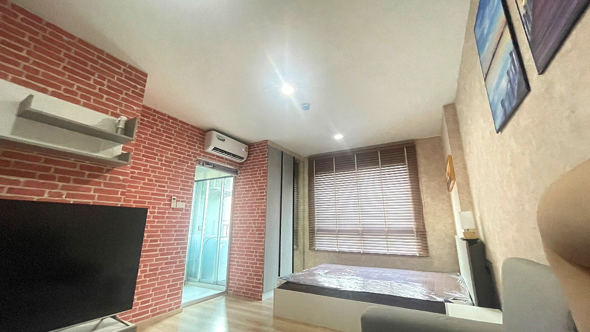 Pictures of Present Condo 5/14